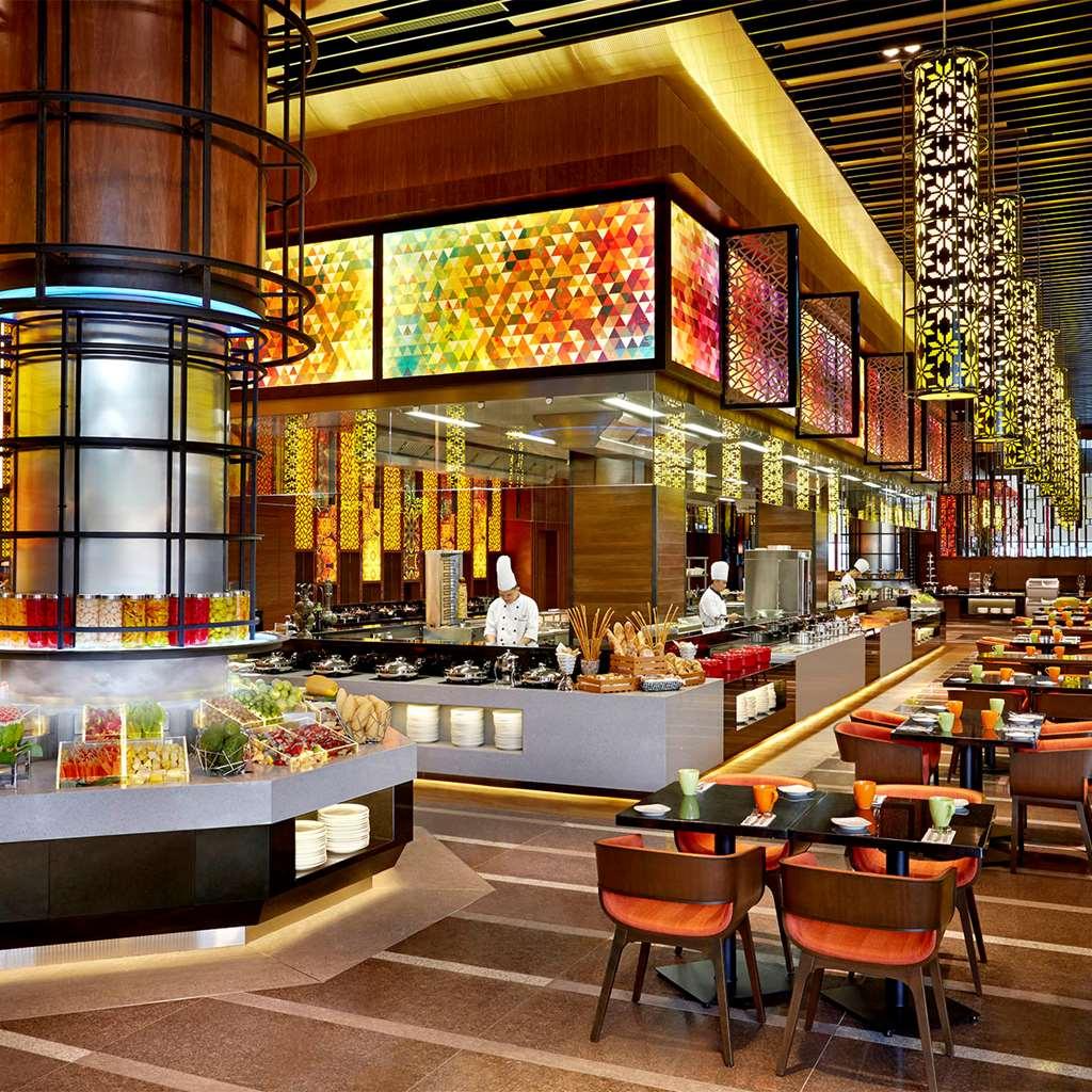 Sunway Resort Петалинг Джая Ресторант снимка